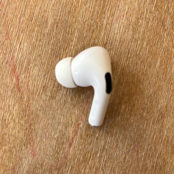 Apple AirPro authentic left ear - Picture 2 of 5